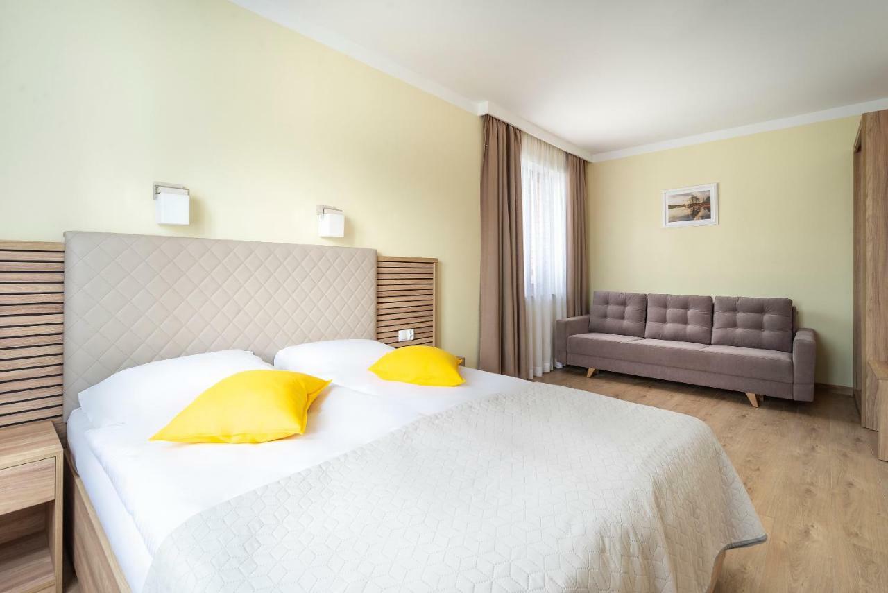 Apartamenty Fregata Mikołajki エクステリア 写真