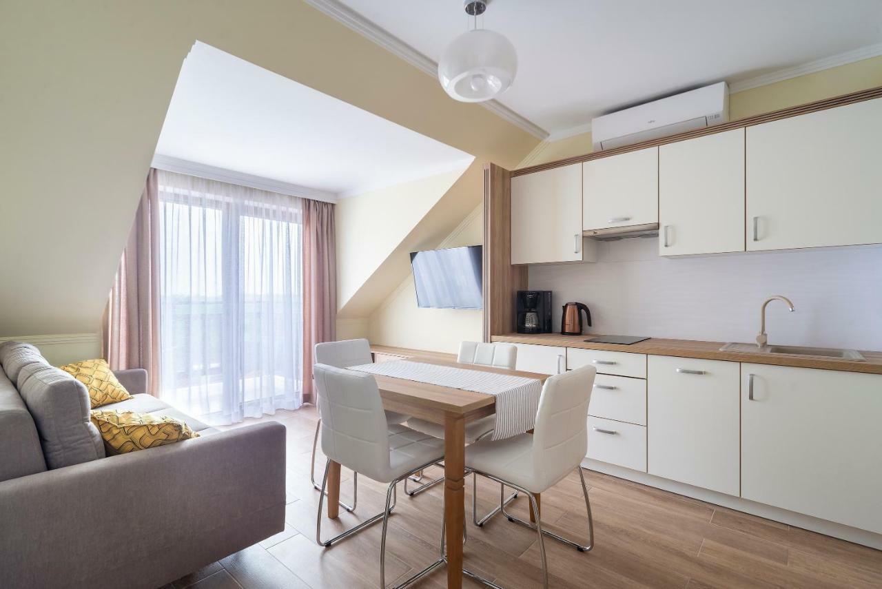 Apartamenty Fregata Mikołajki エクステリア 写真