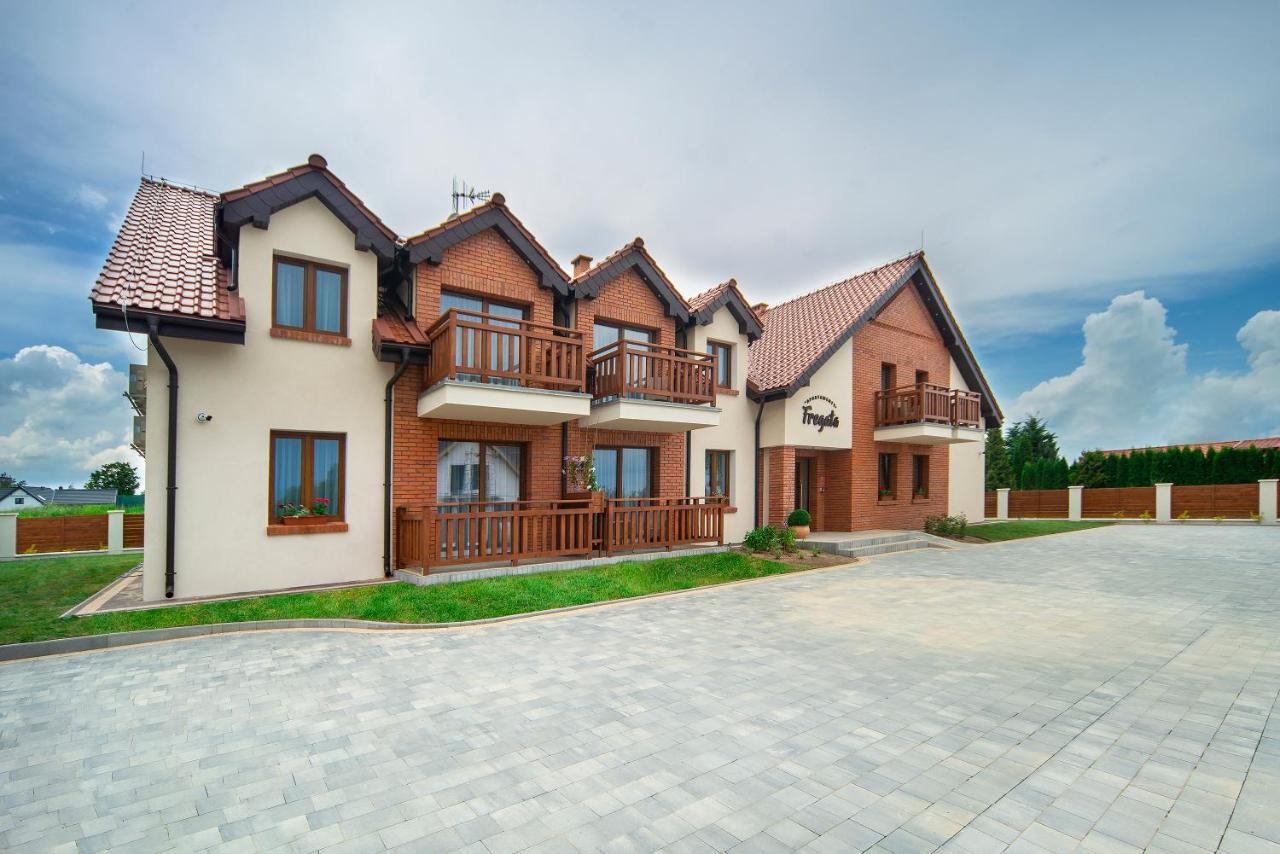Apartamenty Fregata Mikołajki エクステリア 写真